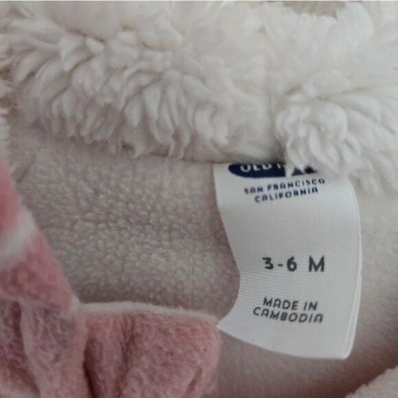 2/$20 Old Navy bunting bag / suit size 3-6 m - Picture 3 of 4